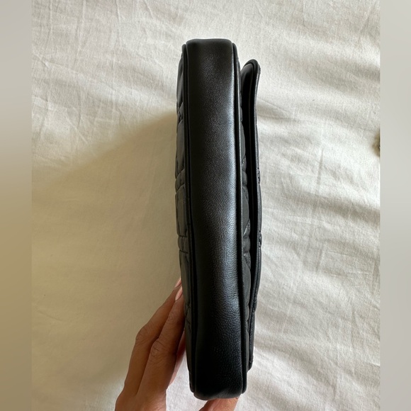 CHRISTIAN DIOR
Lambskin Cannage Wallet on Chain Black - Picture 9 of 9